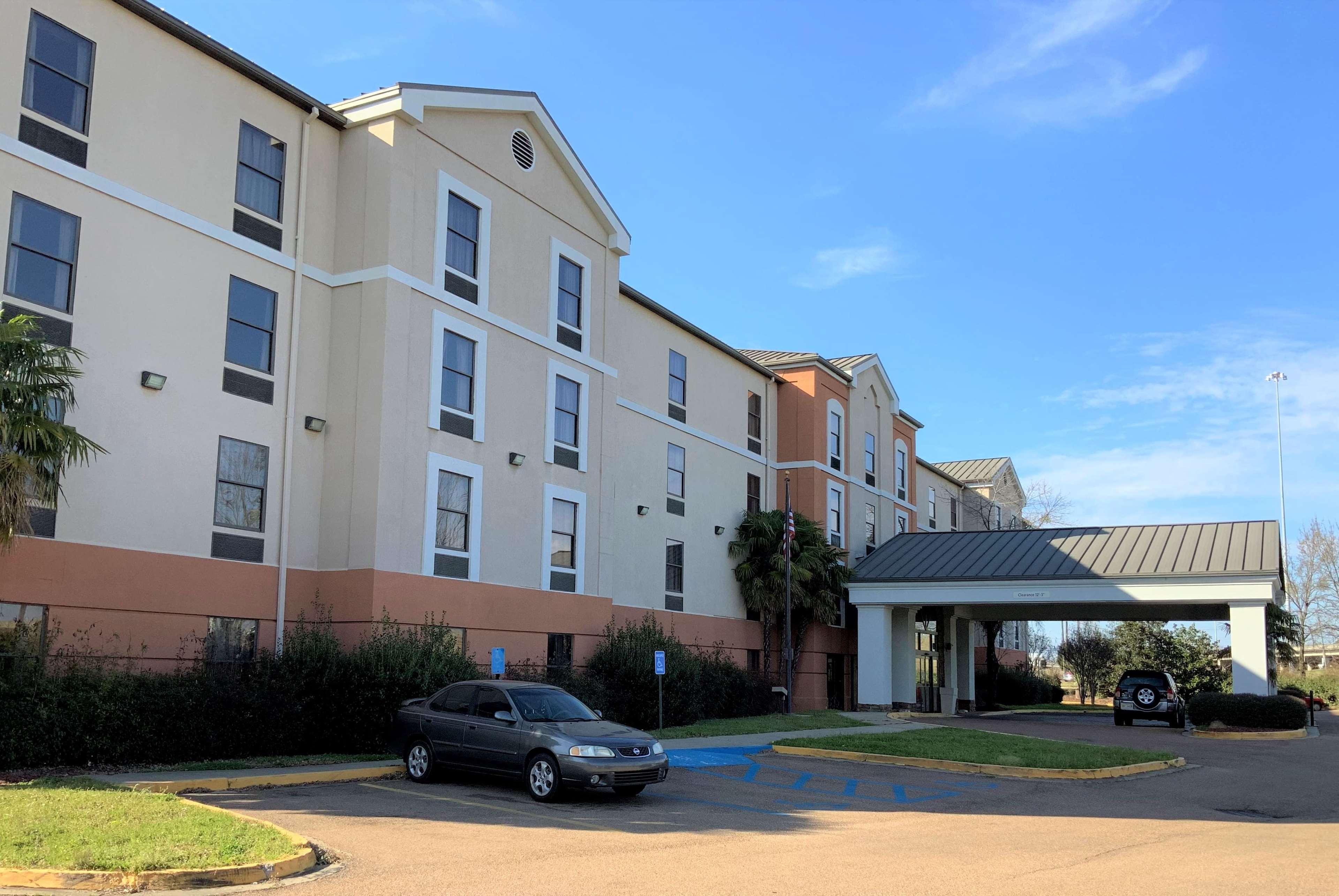 Wingate By Wyndham Jackson Ridgeland Hotel ภายนอก รูปภาพ