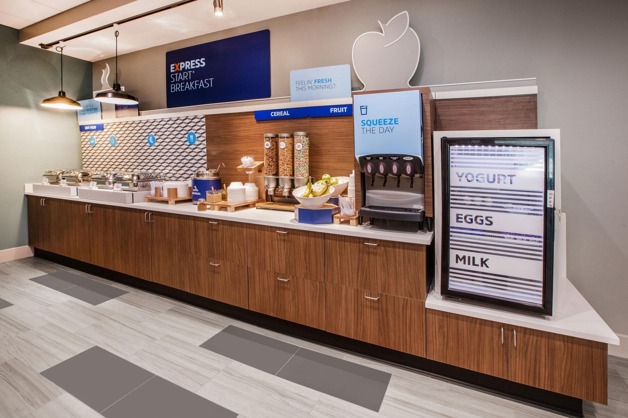 Wingate By Wyndham Jackson Ridgeland Hotel ภายนอก รูปภาพ